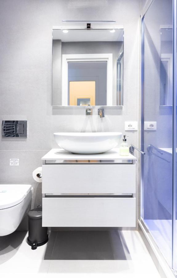 Inluce Apartment Top Class Сан Ремо Екстериор снимка