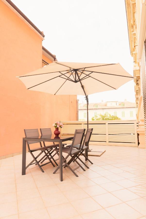 Inluce Apartment Top Class Сан Ремо Екстериор снимка